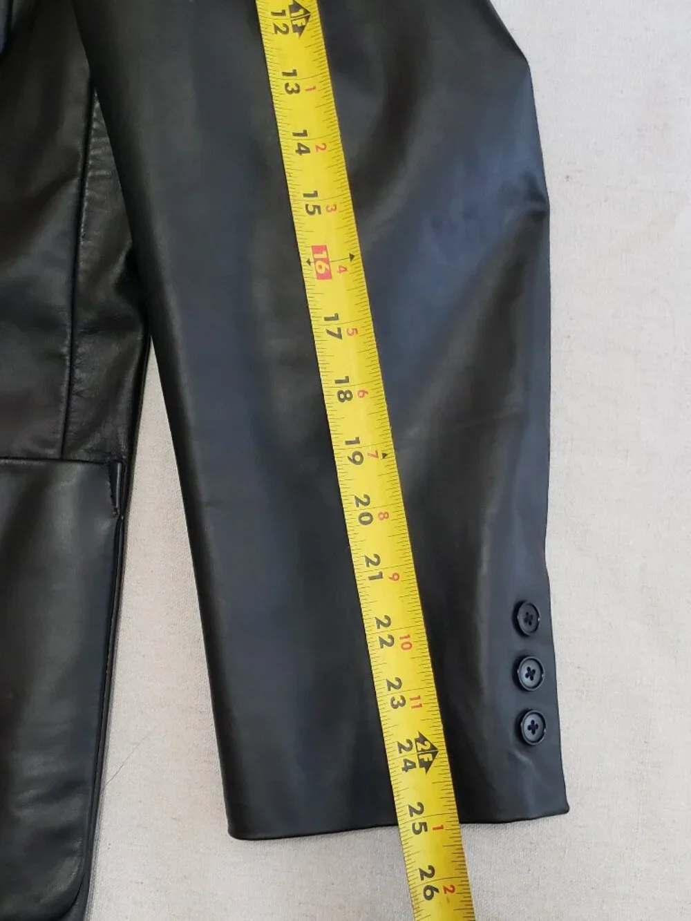 New Gap Men’s Size M Black 100% Genuine Leather Lining 3-Button Blazer/Jacket